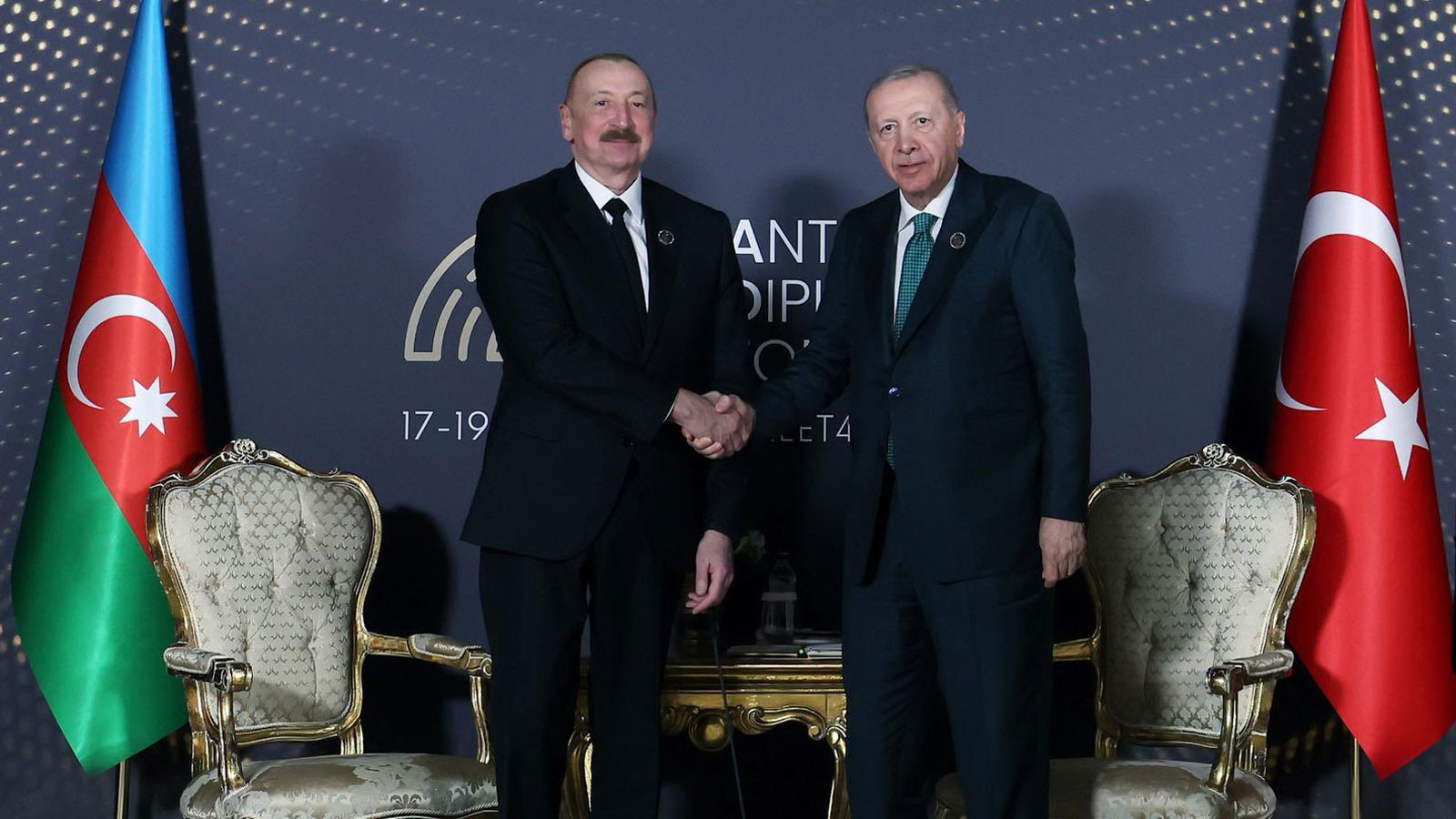 Cumhurbaşkanı Erdoğan, Azerbaycan Cumhurbaşkanı Aliyev ile görüştü