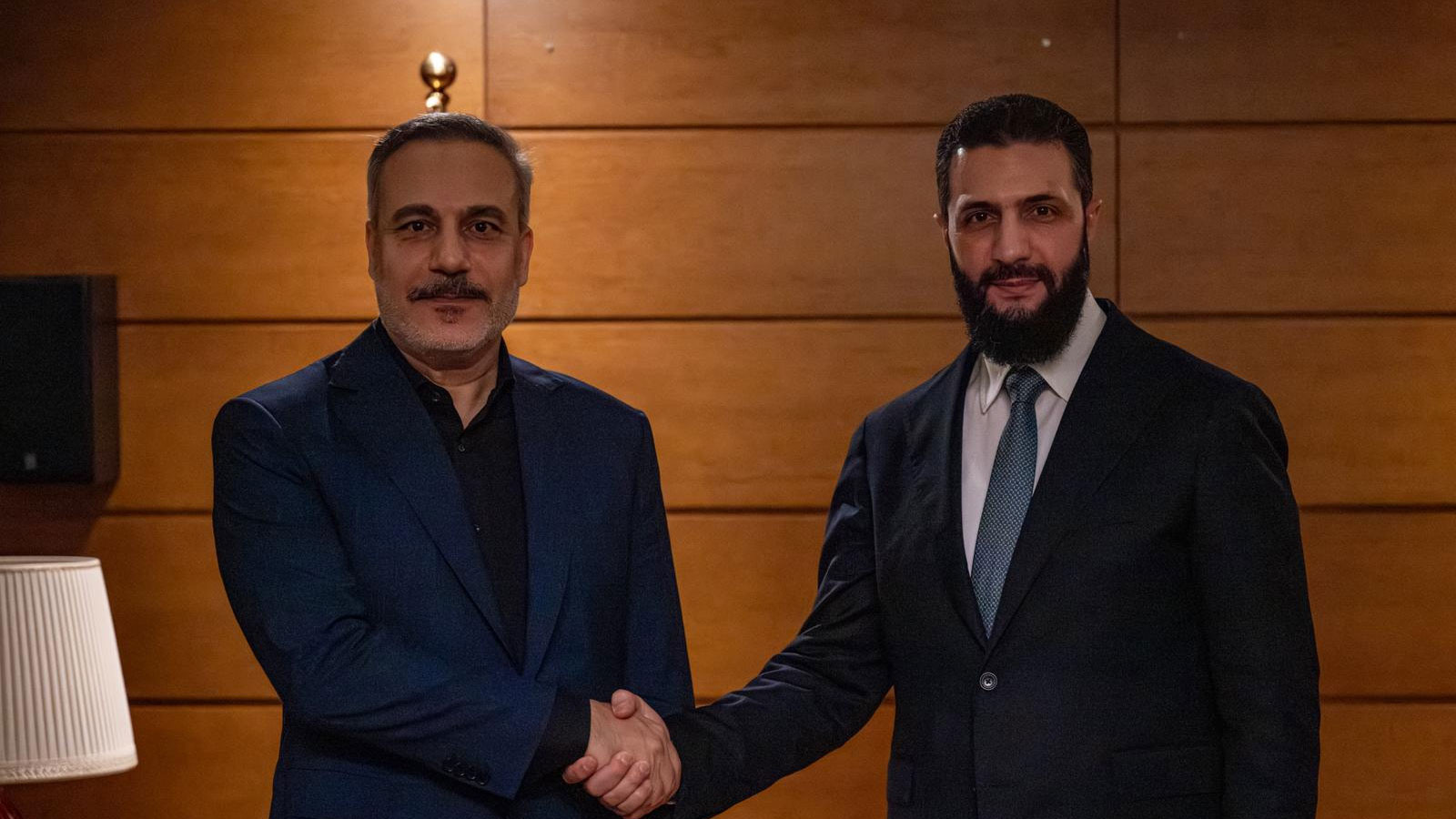 Dışişleri Bakanı Fidan, Suriye Cumhurbaşkanı Şara ile Antalya'da görüştü