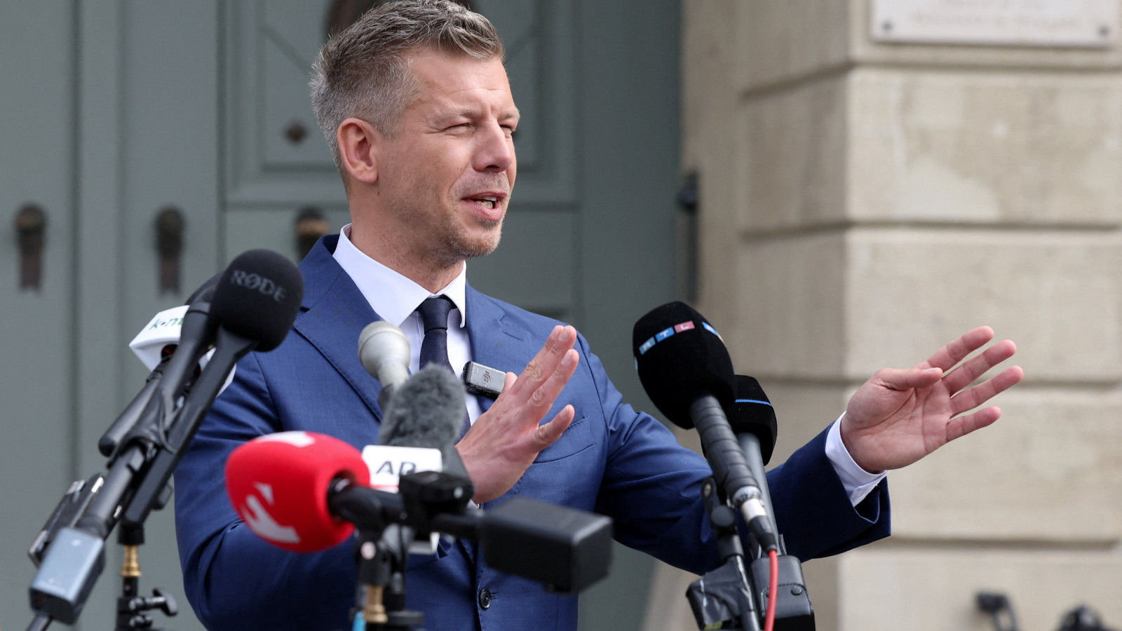 Macaristan'ın yeni başbakanı devlet televizyonunda haber yayınını sonlandırma kararı aldı