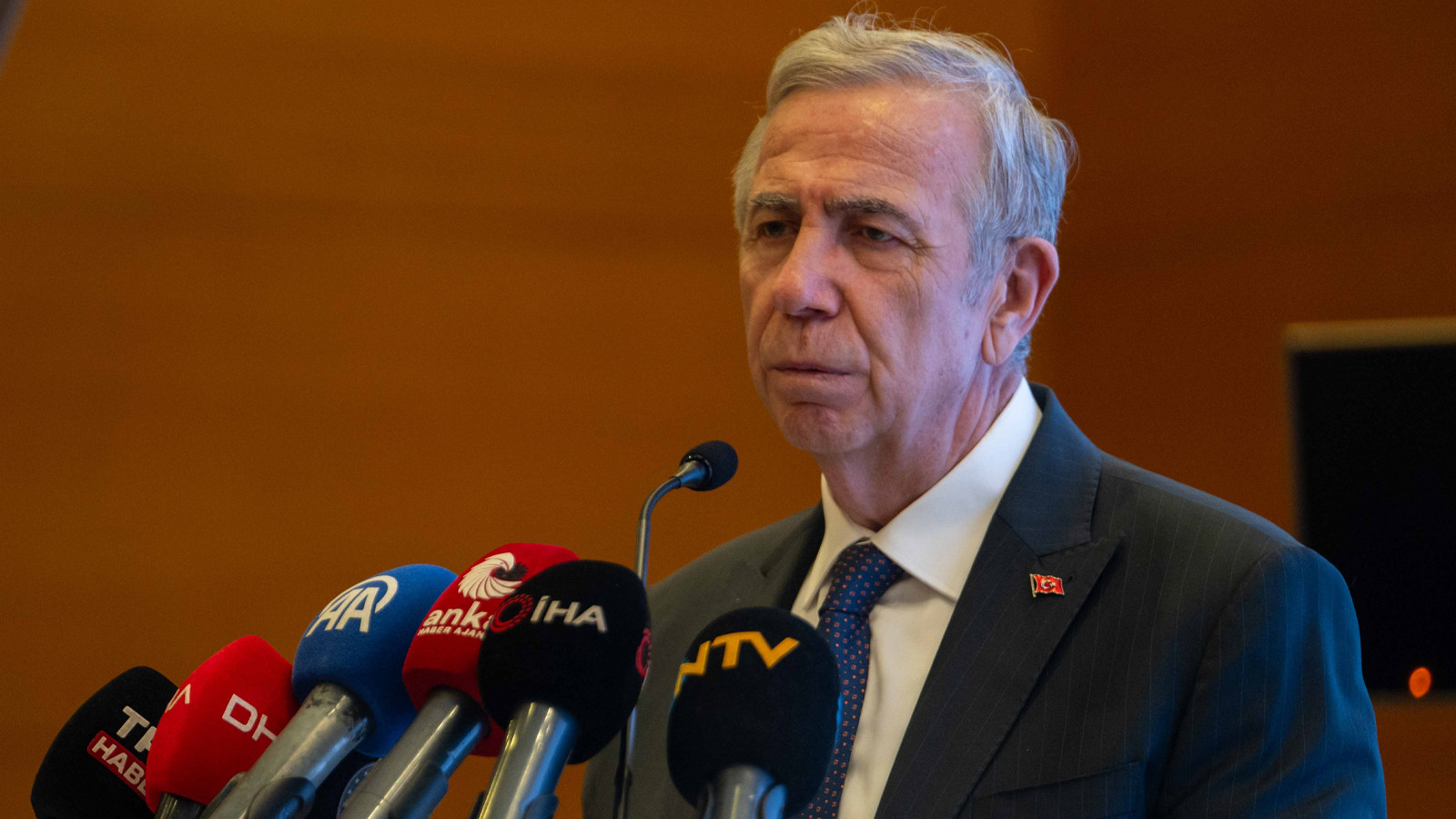 Mansur Yavaş basın toplantısı düzenledi: Şimdiye kadar neyi beklediniz eğer bir suç varsa?