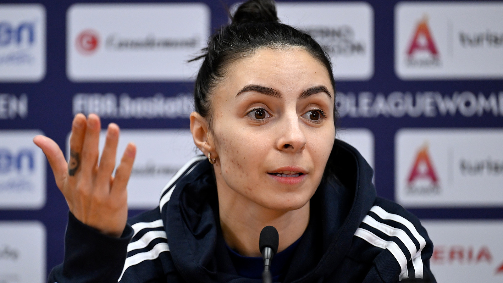 Fenerbahçe Opet'in kaptanı Alperi Onar: "Son idmanımızı yaptık ve final için hazırız"