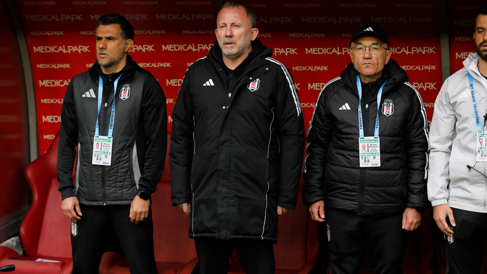 Beşiktaş'ta Samsunspor mağlubiyeti sonrası Sergen Yalçın: Psikolojimiz bozuldu!