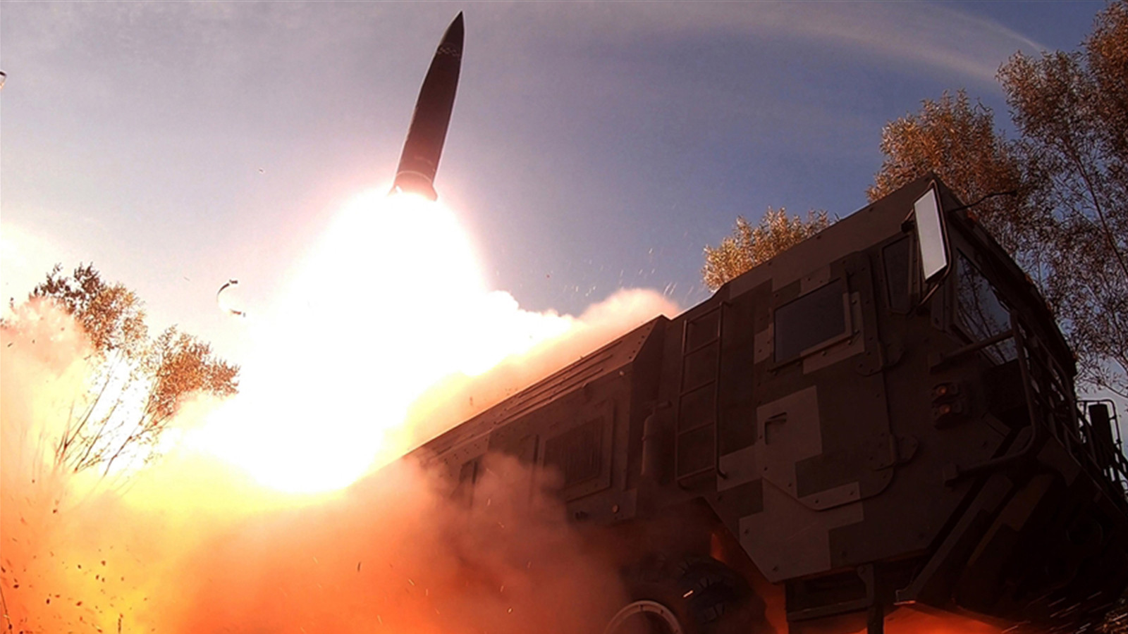 Kuzey Kore'den İran gerilimi ve diplomasi trafiği gölgesinde gövde gösterisi