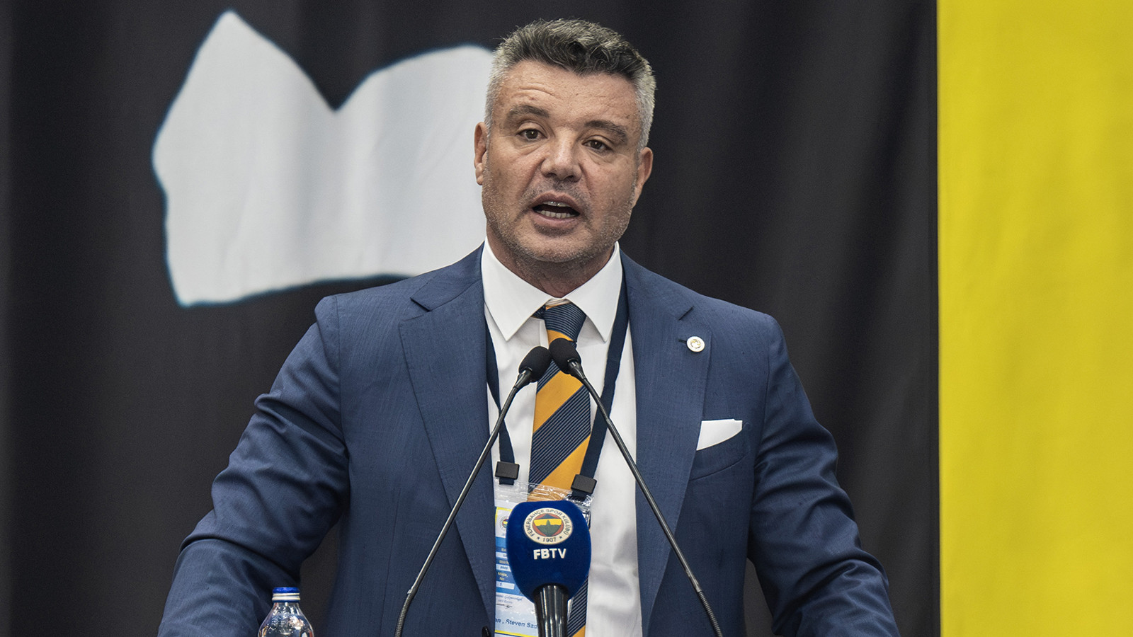 Sadettin Saran'dan şampiyonluk sözleri: "Üzüldük, yaralandık ama şampiyonluğa hala inanıyorum"