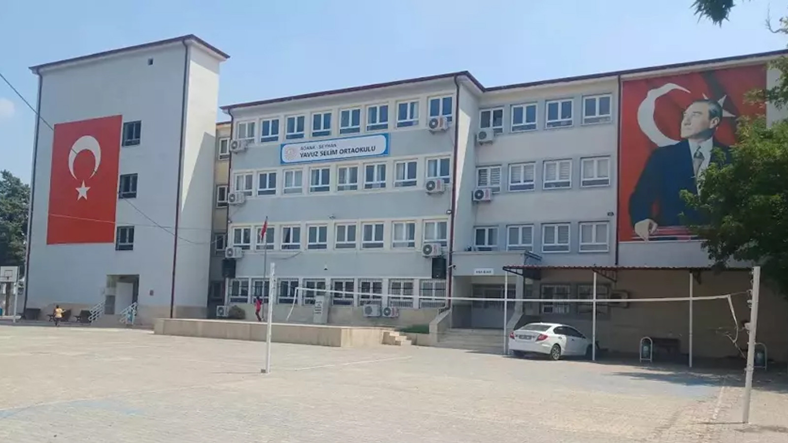 Adana'da okul çevresinde silah sesleri! Öğrenciler dışarı fırladı