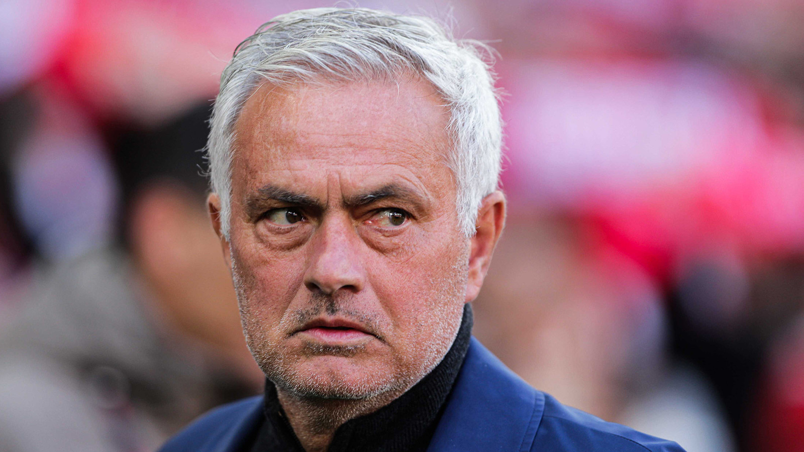 Mourinho'dan derbi zaferi sonrası tarihe geçecek hareket: Yine rahat durmadı