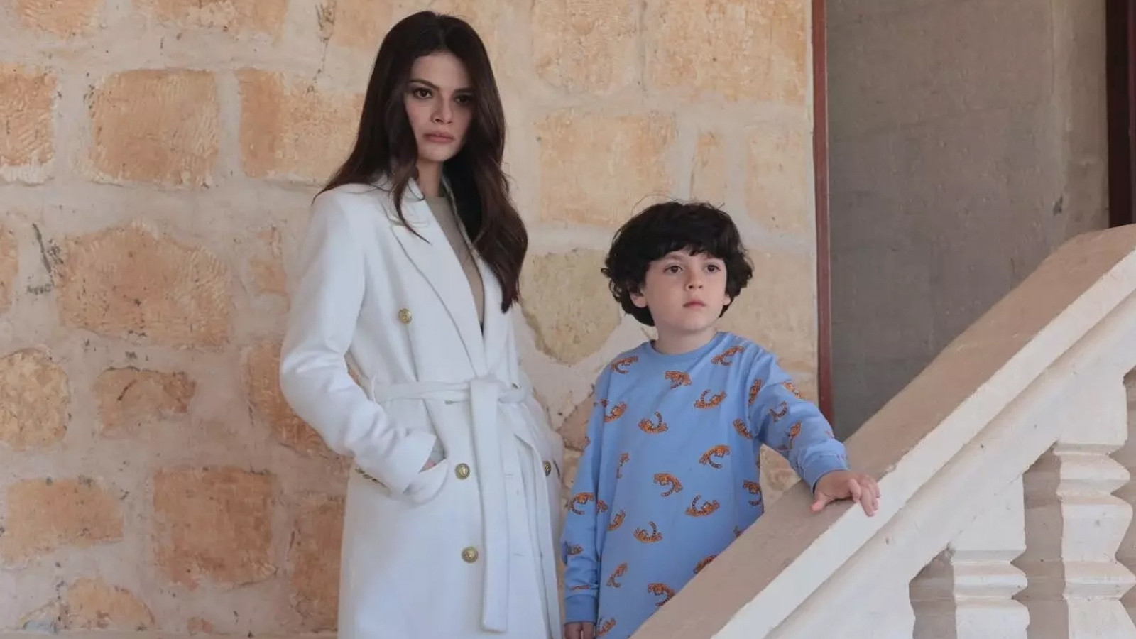 Uzak Şehir 58. Bölüm Yeni Bölüm Tek Parça Full İzle! Kanal D Uzak Şehir son bölüm izle!