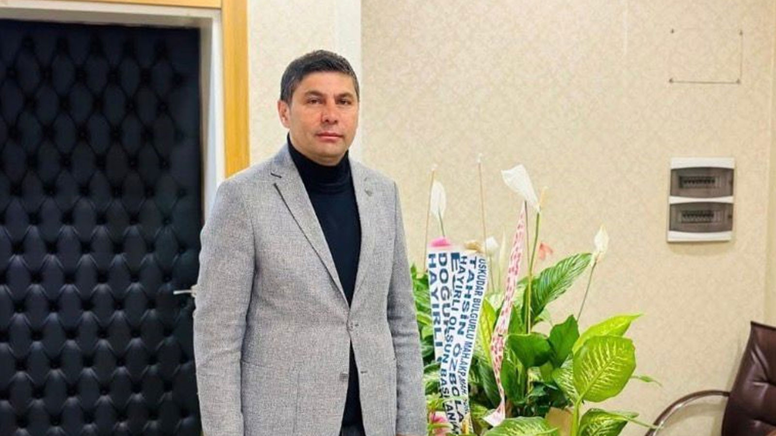 Belediye başkanının sekreterine satırla saldırı!