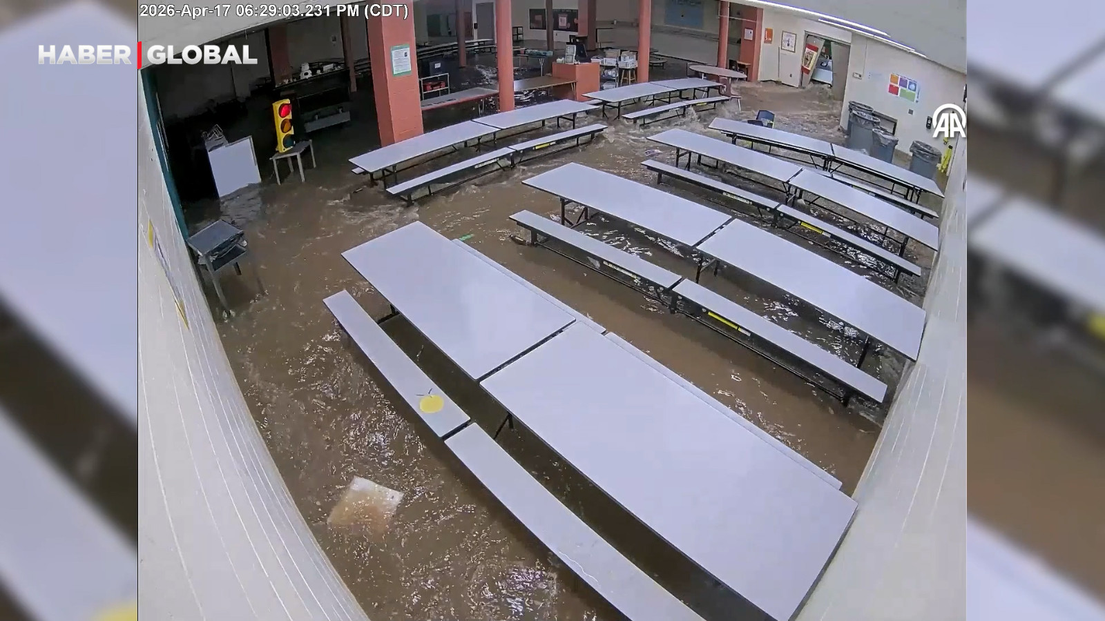 Okulu su basma anı güvenlik kamerasınca kaydedildi