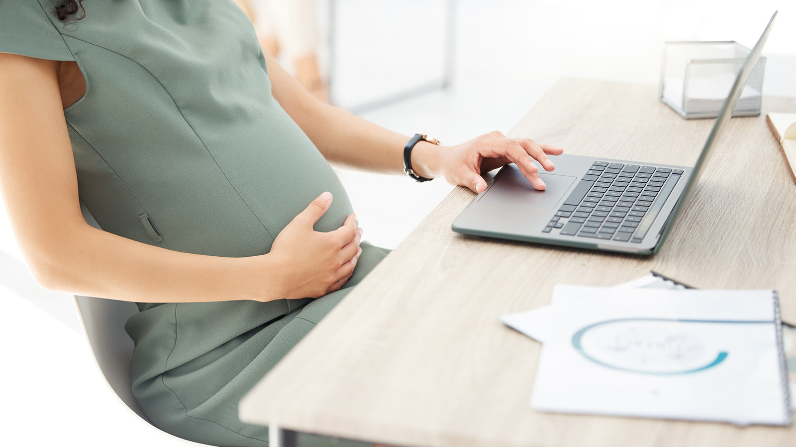 Doğum izni 24 hafta oluyor: Kimler faydalanacak? Tarih verildi