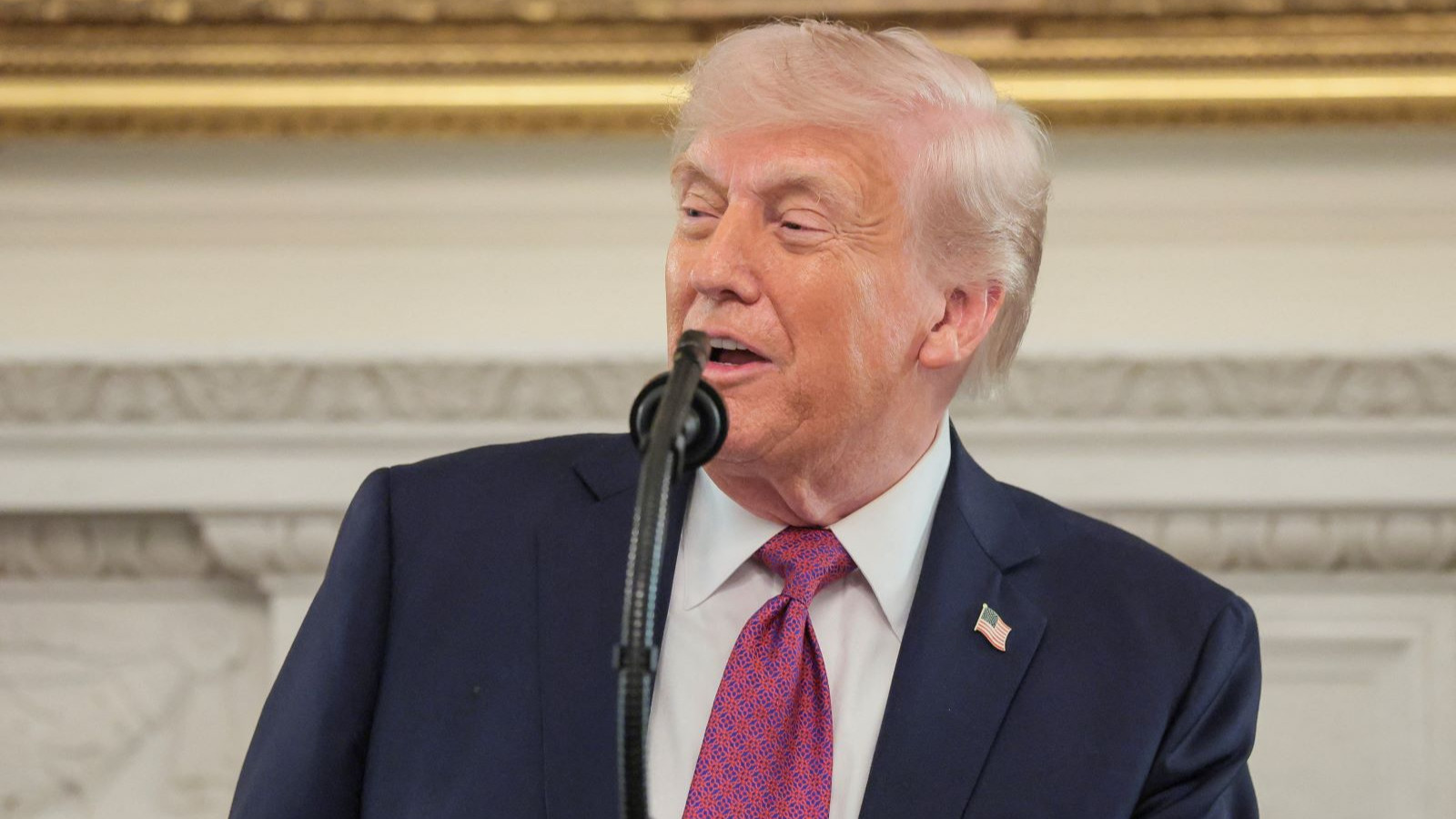 'Trump nükleer kodları kullanmaya mı çalıştı?' Beyaz Saray'dan açıklama