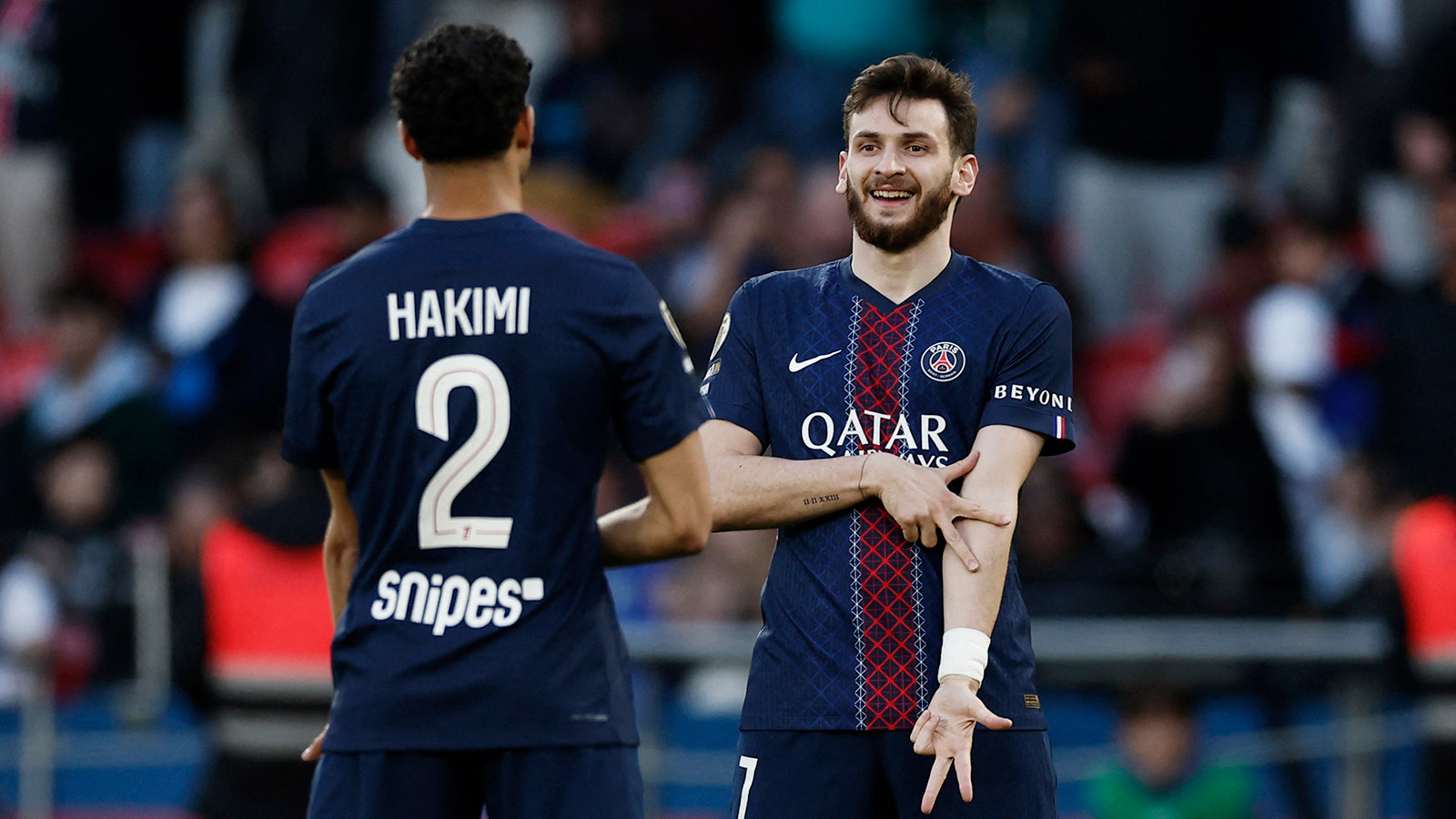 Avrupa şampiyonu Paris Saint Germain, yılın takımı seçildi