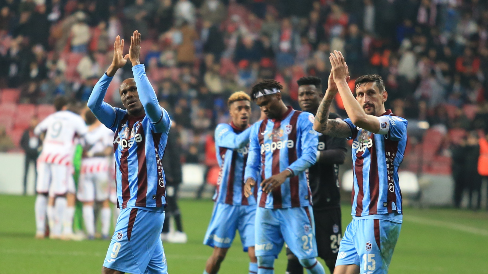 Trabzonspor, penaltılarda Samsunspor'u yenerek yarı finale yükseldi
