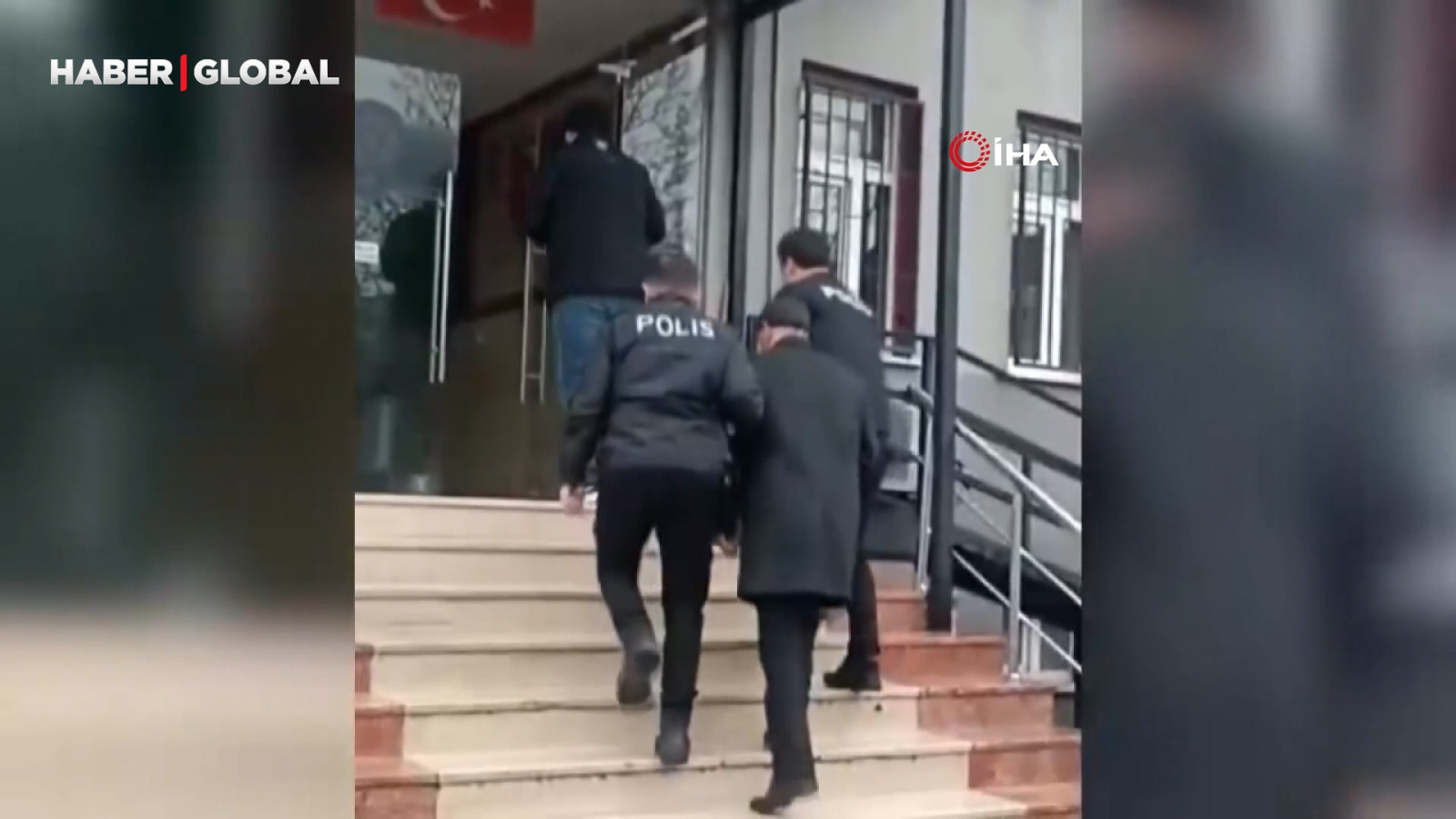 İstanbul’da haklarında 55 yılı aşkın kesinleşmiş hapis cezası bulunan iki firari böyle yakalandı