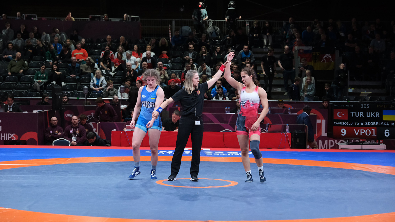 Milli güreşçi Buse Tosun Çavuşoğlu, bronz madalya kazandı