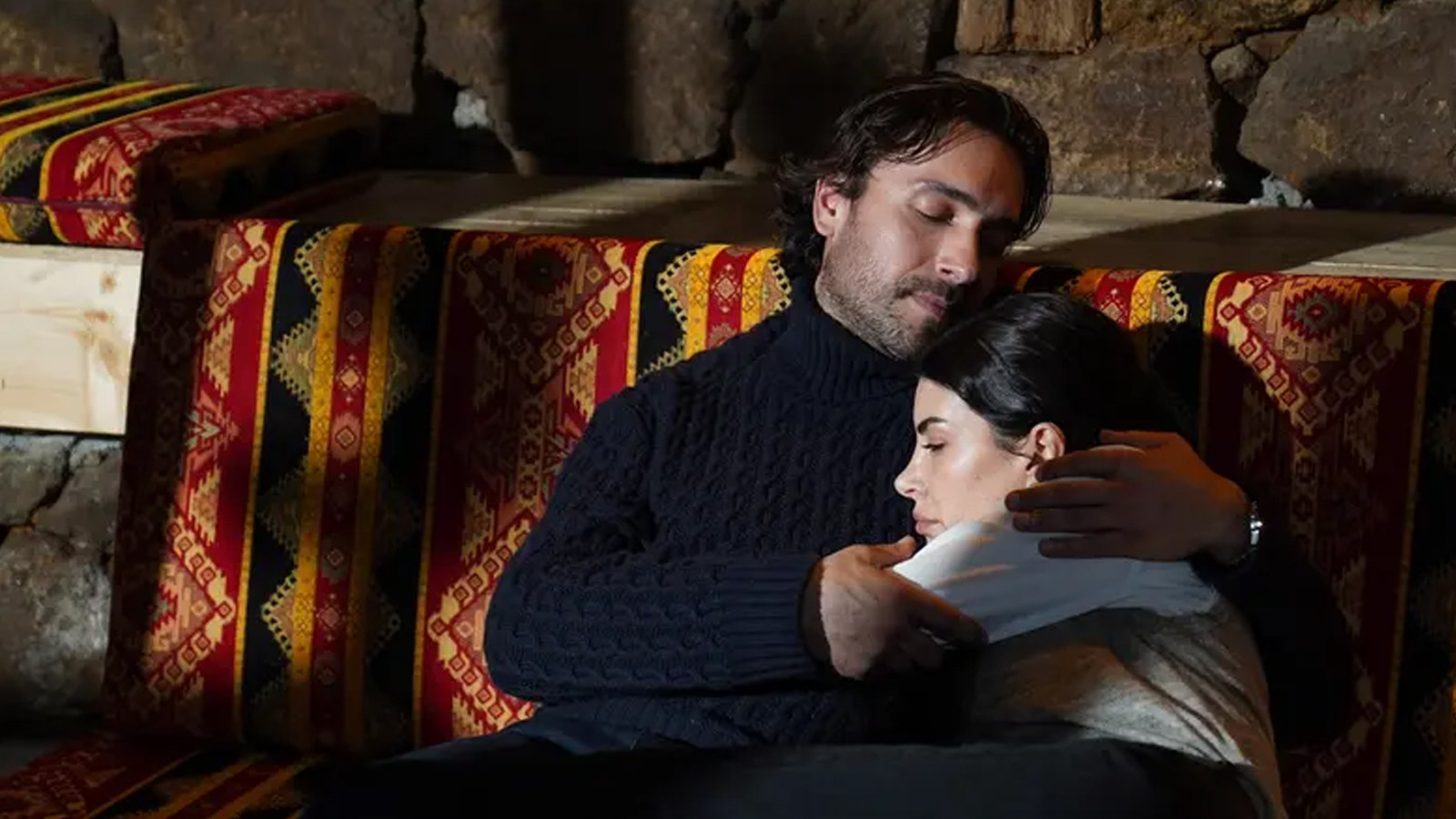 Taşacak Bu Deniz 25. Bölüm full İzle... TRT 1 Taşacak Bu Deniz yeni bölüm tek parça izle!