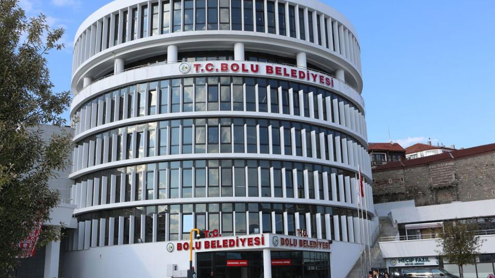 3 Belediye Başkan Yardımcısı tutuklanan Bolu Belediyesi’nde yeni atama