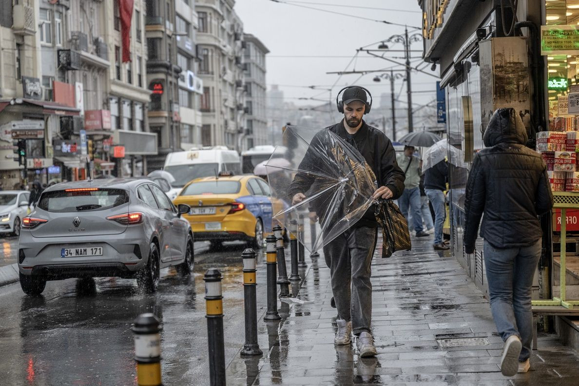 5 gün gökyüzü karışıyor... Meteoroloji il il açıkladı: Sağanak da var güneş de! - Resim: 4