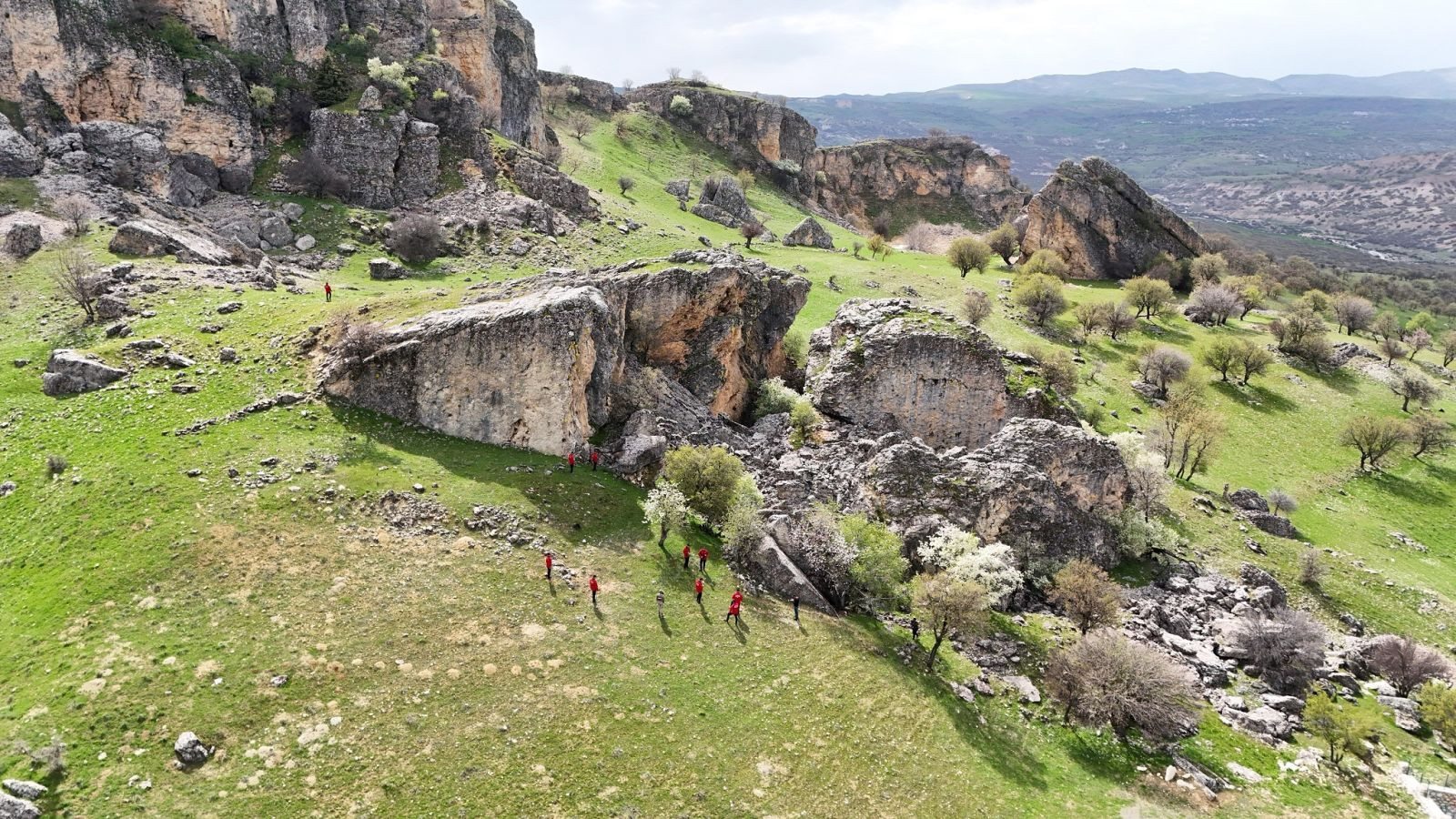 JAK ile JASAT ekipleri bölgede... Tunceli'de her yer didik didik aranıyor! - Resim: 12