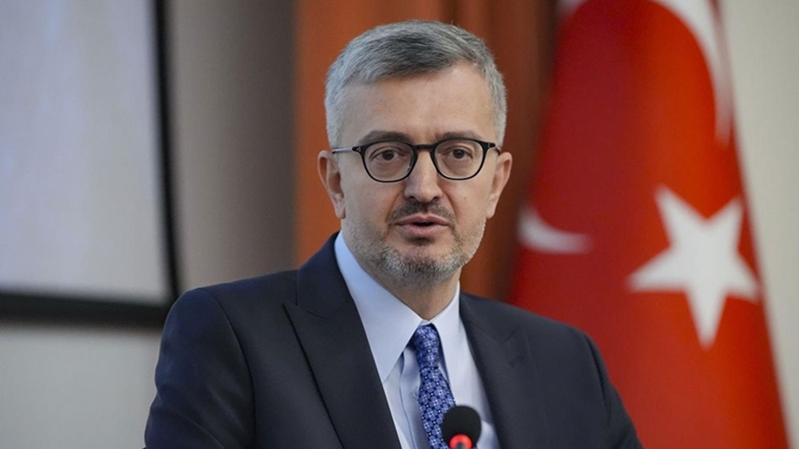 İletişim Başkanı Duran'dan "Ev Sahibi Türkiye" projesine ilişkin paylaşım