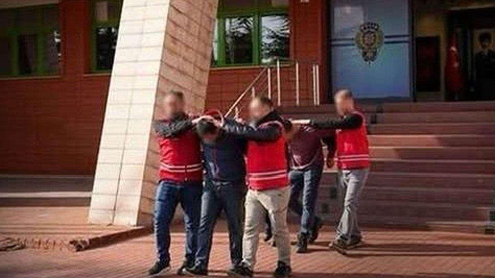 Isparta'da ev ilanı üzerinden dolandırıcılık yapan 2 şüpheli tutuklandı