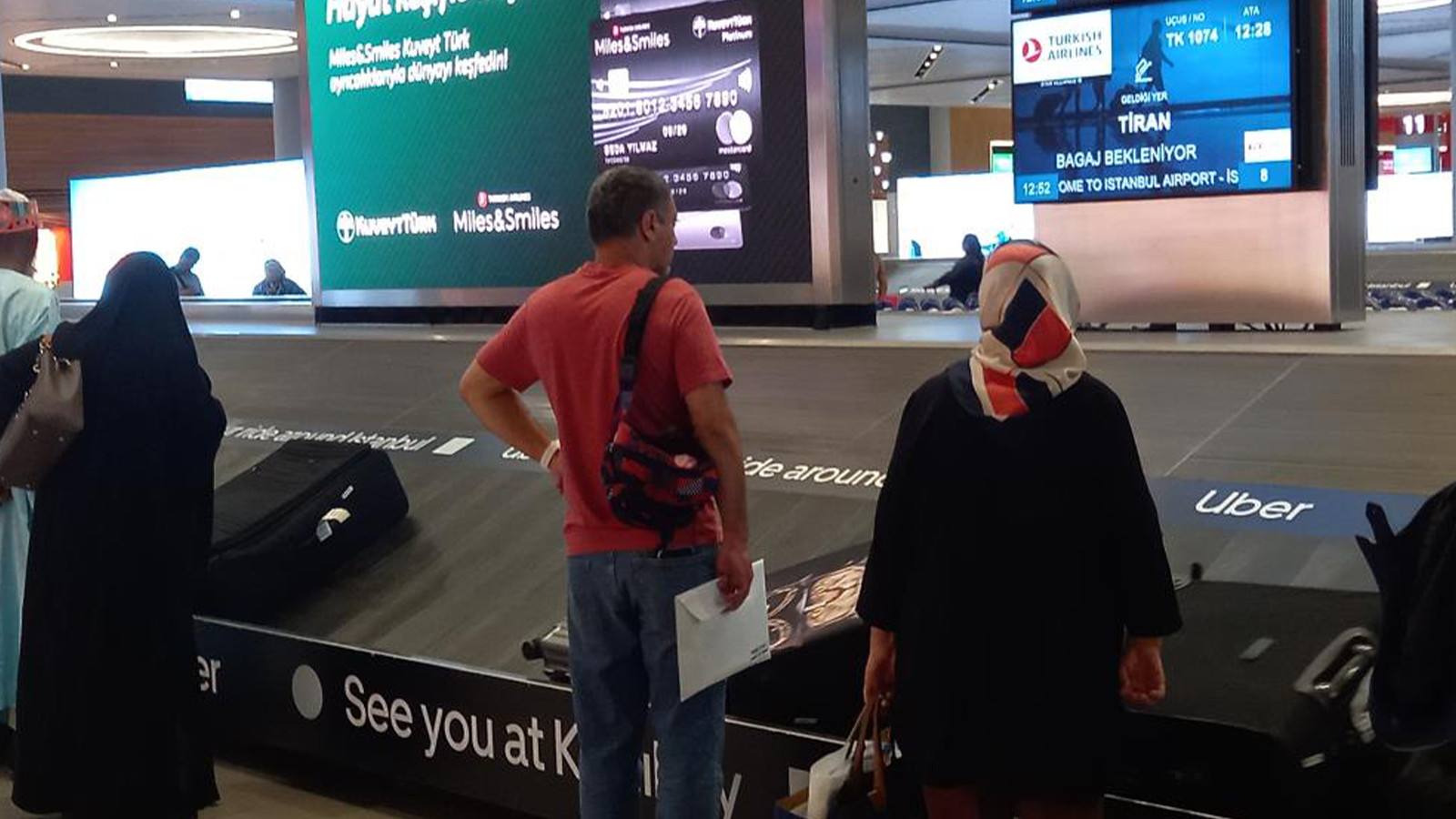 İstanbul Havalimanı'nda İran uçuşları yeniden başladı