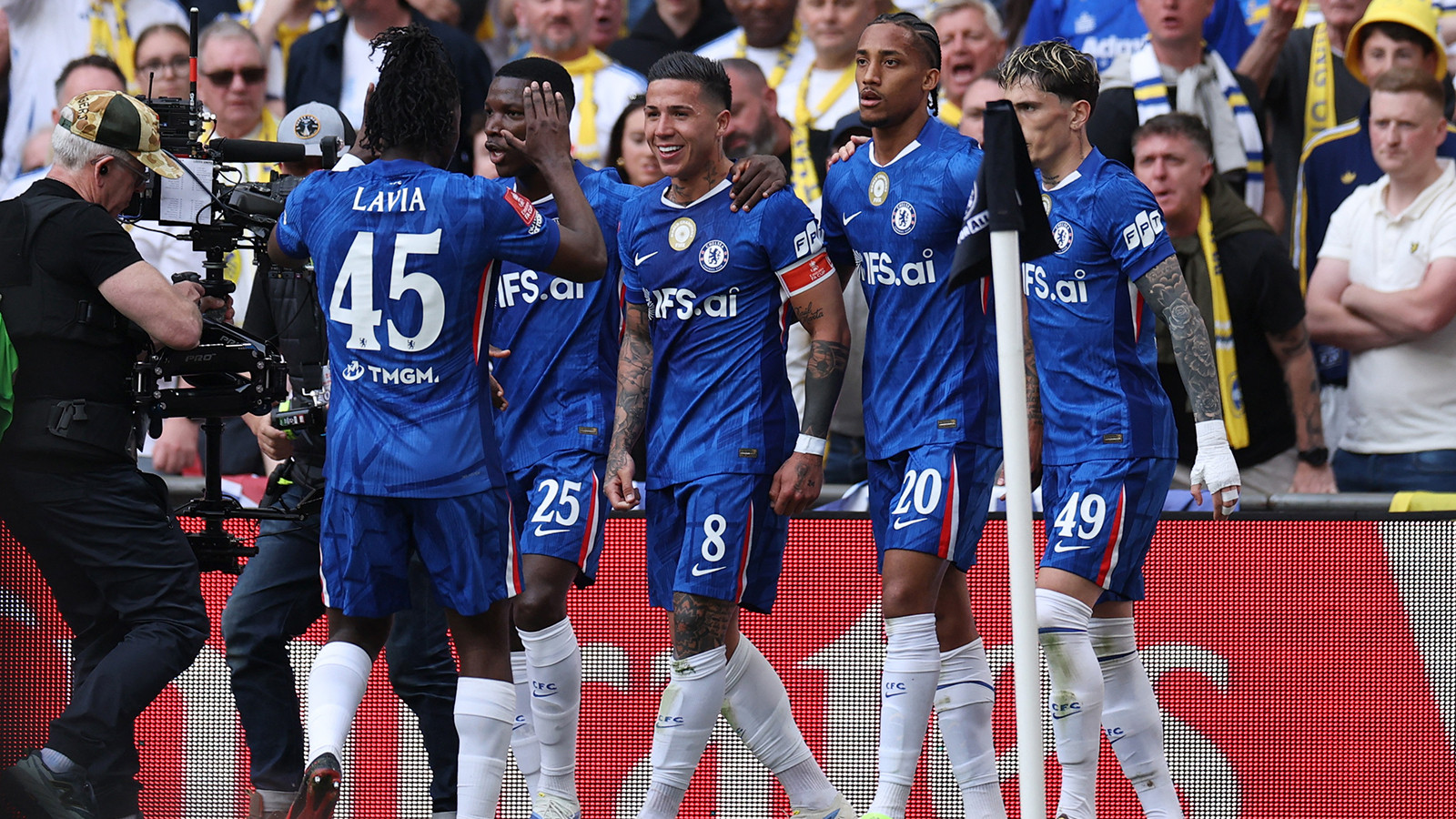 FA Cup'ta finalin adı belli oldu: Chelsea - Manchester City