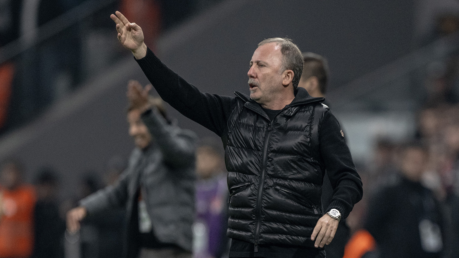 Sergen Yalçın, Beşiktaş'ın başında 100. Süper Lig maçına çıkacak