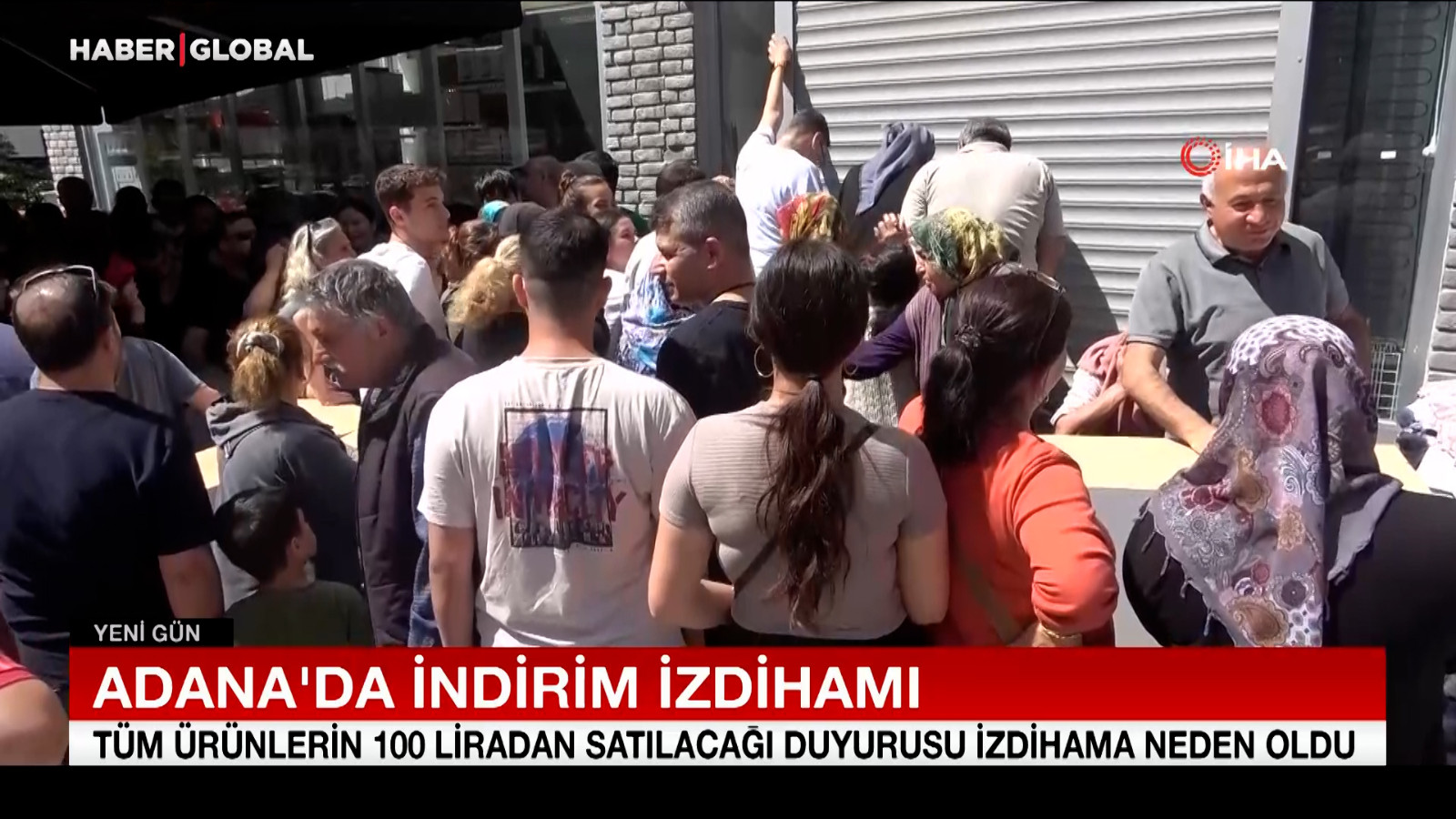 Adana'da 100 TL'lik ürün izdihamı çıktı, birbirlerini ezdiler