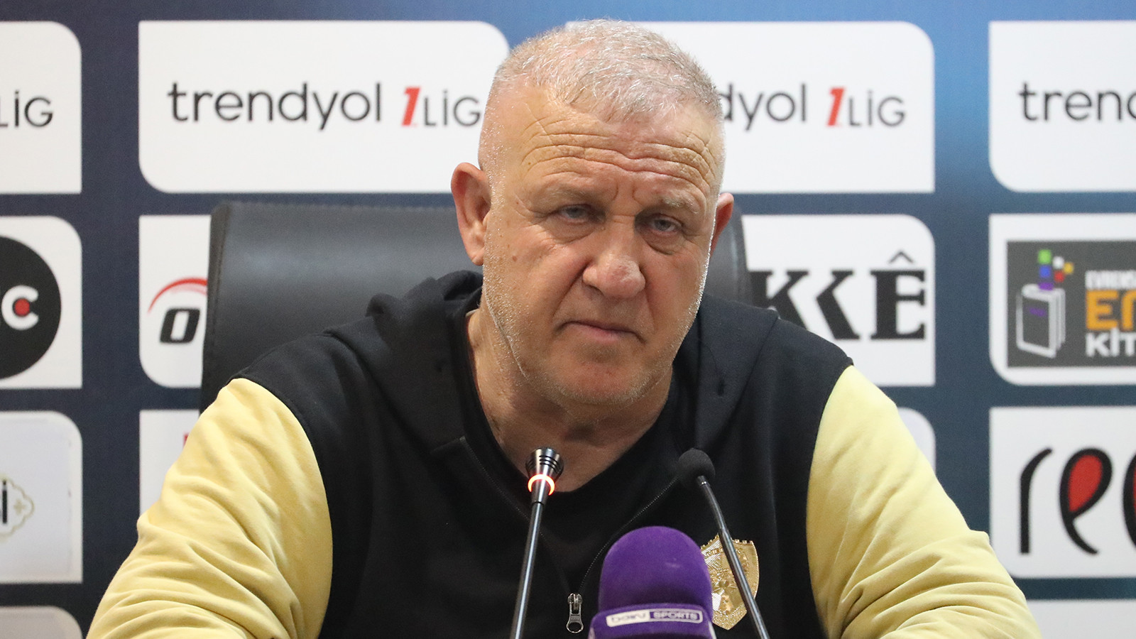 Amed Sportif Faaliyetler'de teknik direktör Mesut Bakkal ile yollar ayrıldı