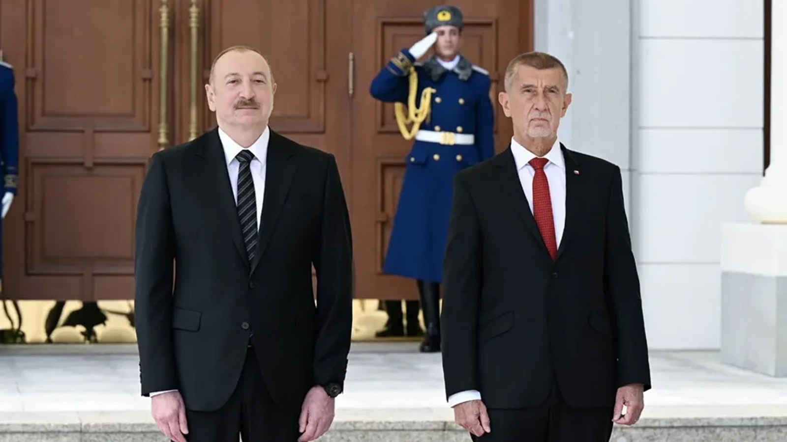 Azerbaycan Cumhurbaşkanı Aliyev: Savunma sanayindeki iş birliğimize büyük değer veriyoruz