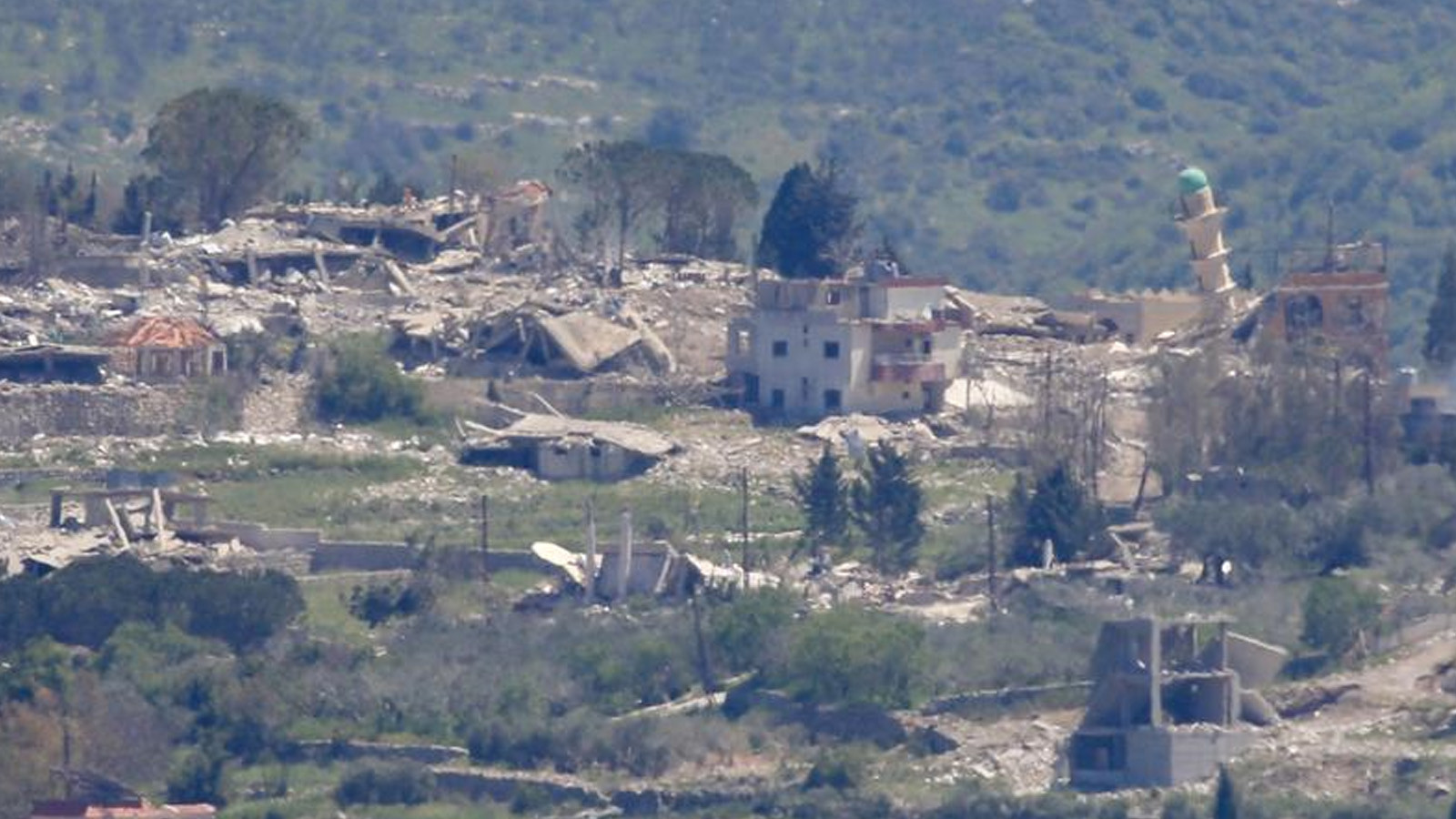 İsrail ateşkesi ihlal etmeye devam ediyor: Lübnan'a yönelik saldırılarda 14 kişi öldü