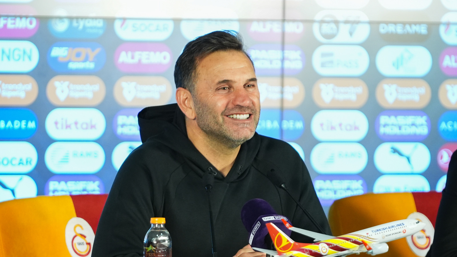 Okan Buruk: Maçın yıldızları Osimhen ve Yunus