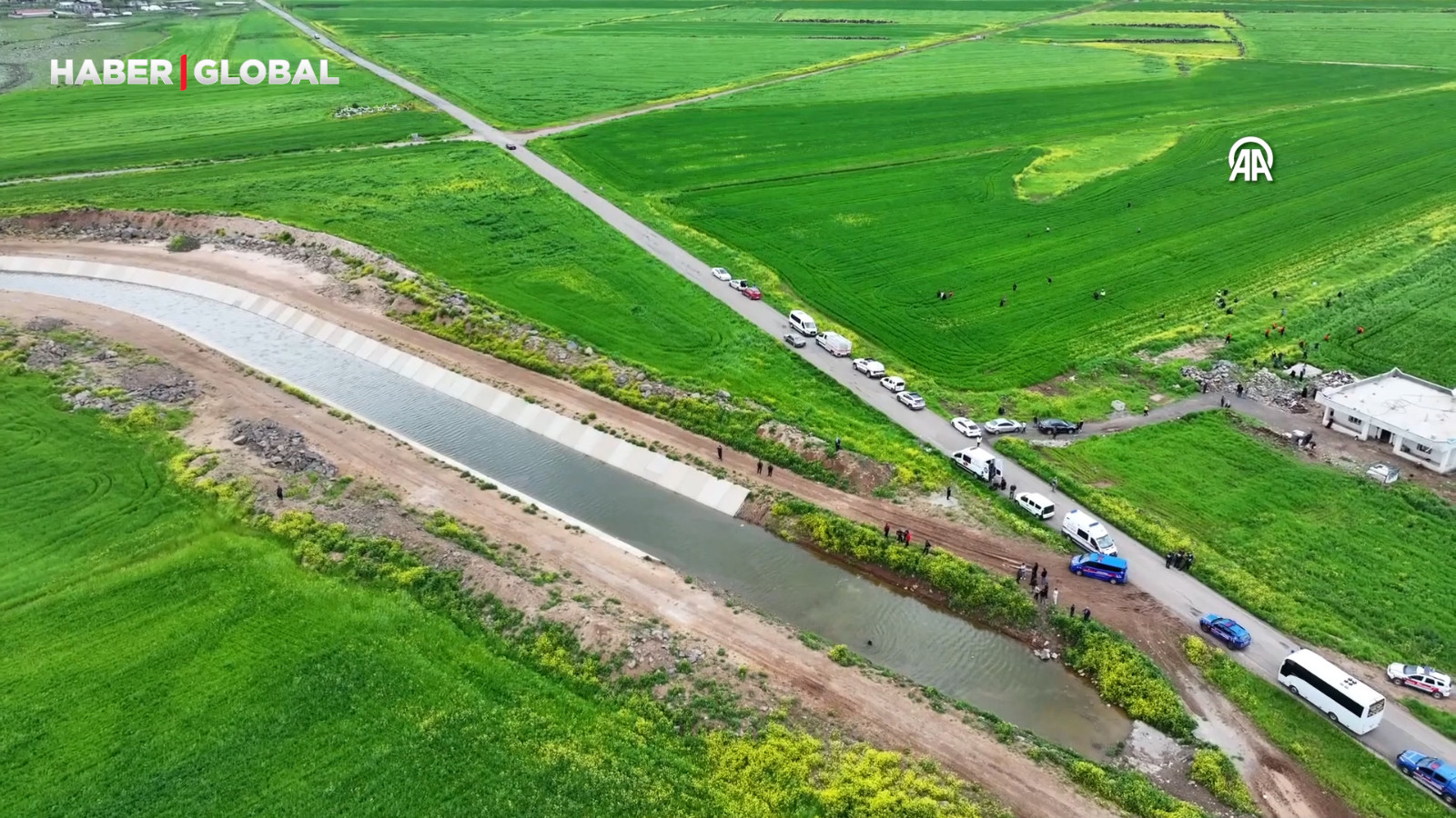 Diyarbakır'da kaybolan 3 yaşındaki çocuğun arandığı arazi görüntülendi