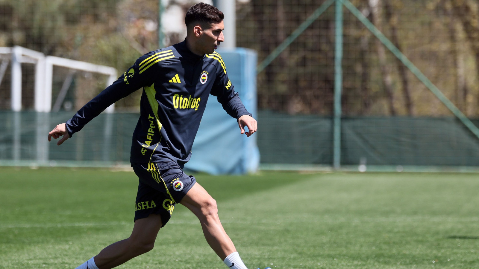 Fenerbahçe, Başakşehir karşılaşmasının hazırlıklarına devam etti