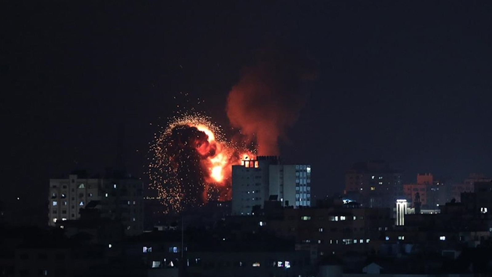 İsrail'in Gazze'ye saldırılarında can kaybı 72 bin 594'e yükseldi