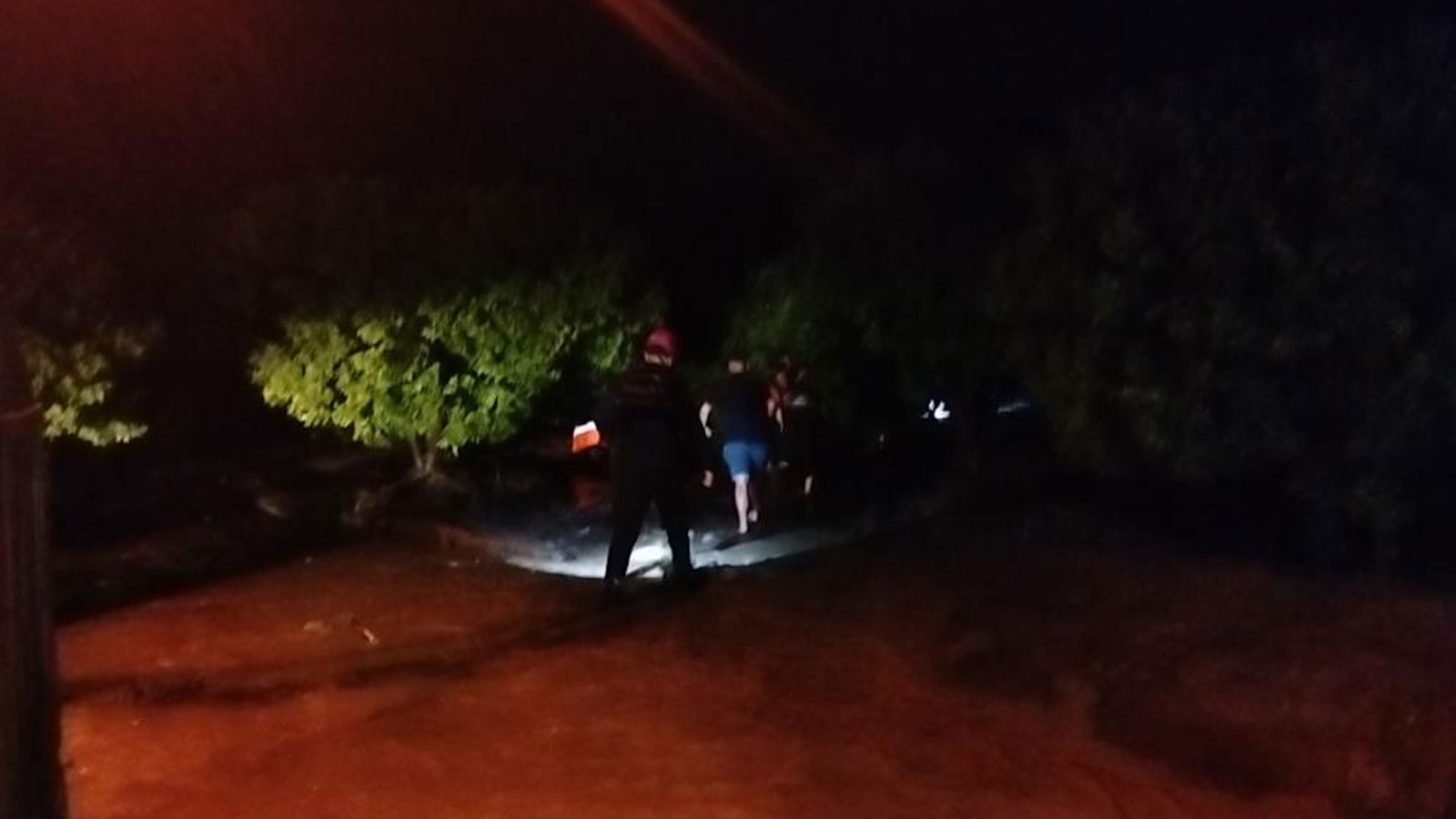 Adana'da sel felaketi: Araçtan atlayan bir kişi hayatını kaybetti