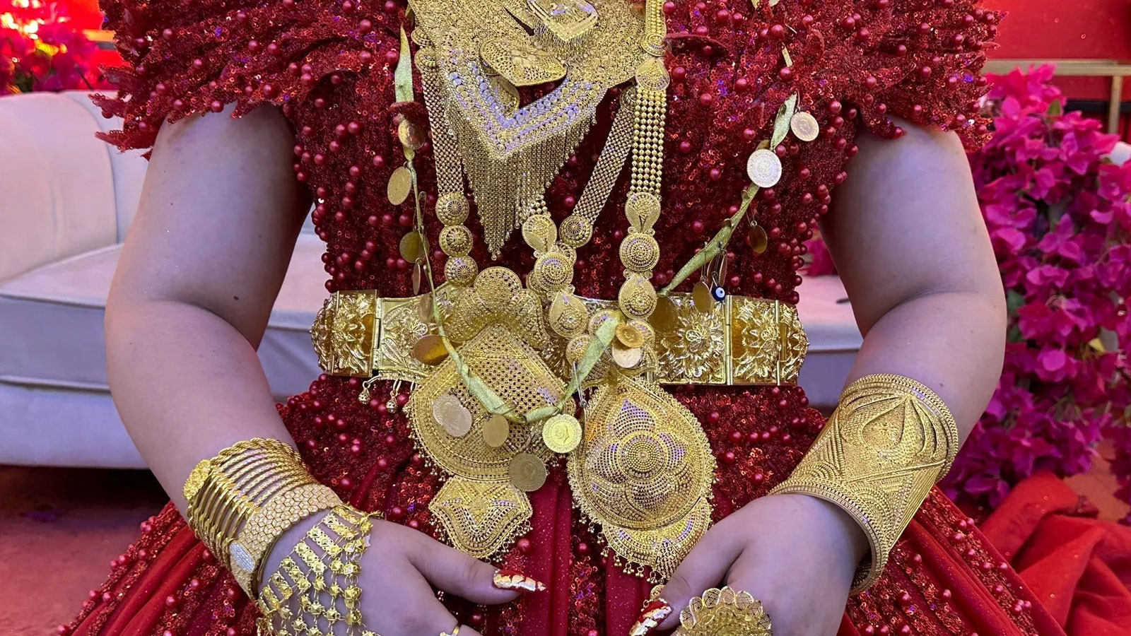 Aşiretlerden düğün kararı! Kilolarca altın dönemi bitti