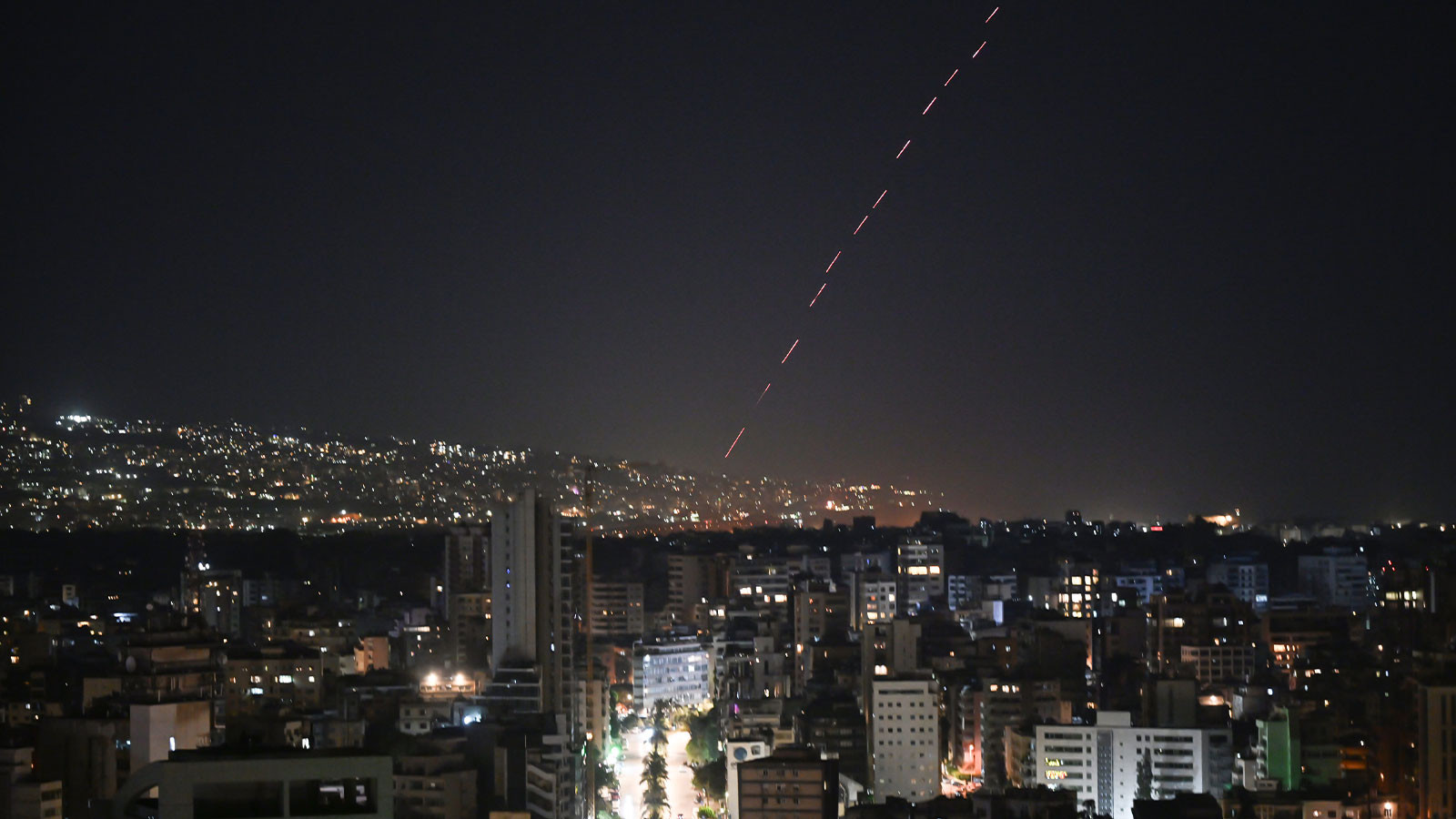 İsrail'in Lübnan'a düzenlediği saldırılarda 11 kişi hayatını kaybetti