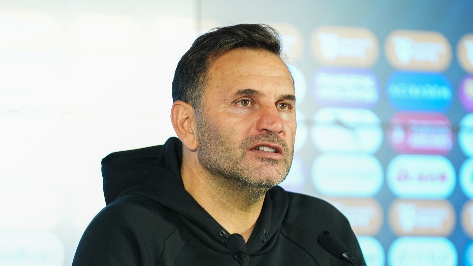 Okan Buruk'un rakipleri bir bir mat oldu: Tam 18 teknik adamla yollar ayrıldı