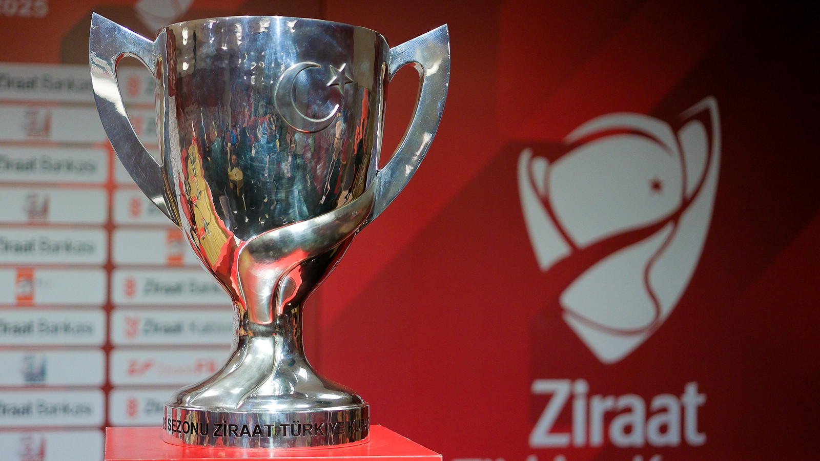 TFF resmen duyurdu: Ziraat Türkiye Kupası finali, Antalya'da oynanacak