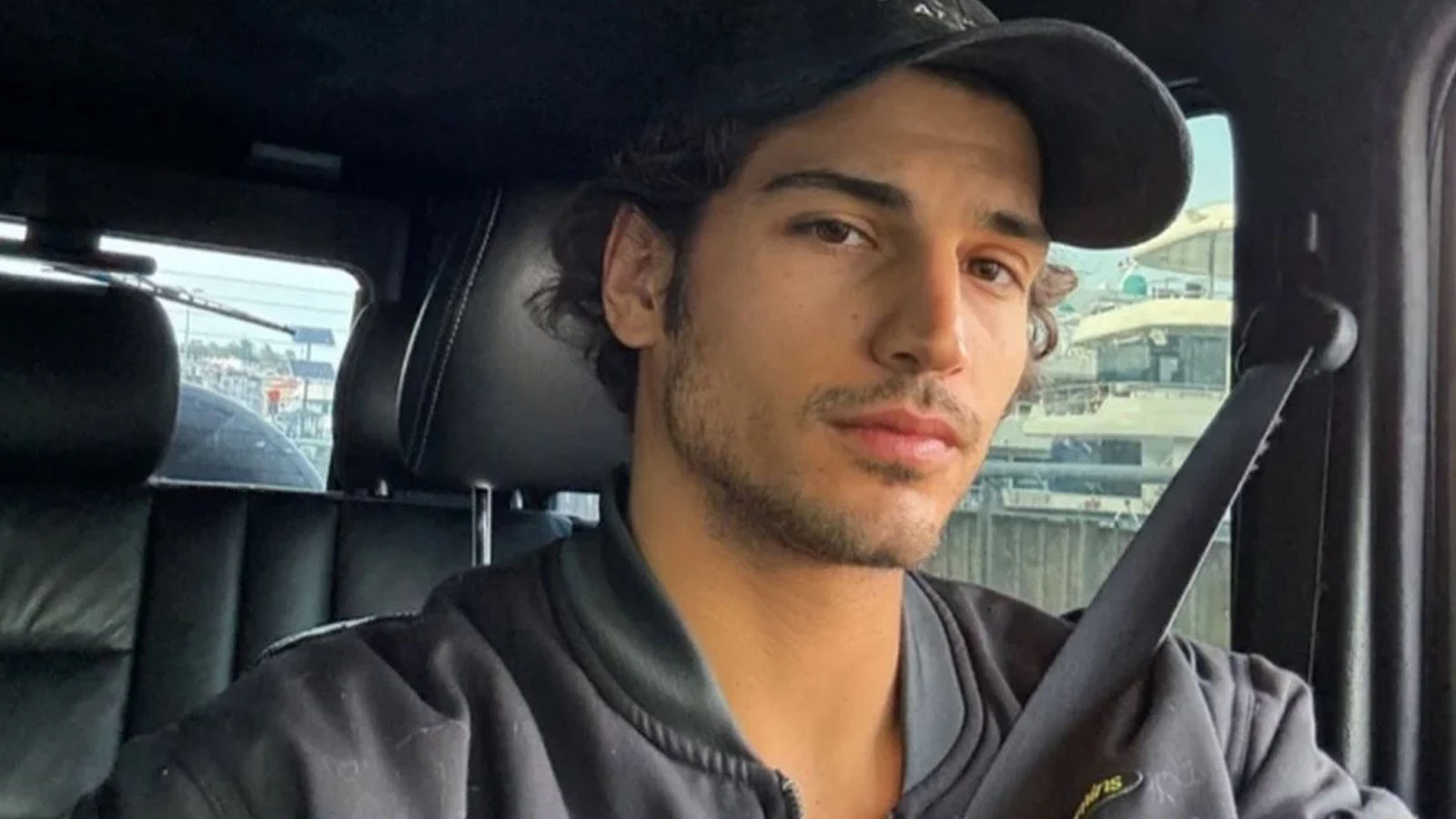 Ünlü oyuncu Oktay Çubuk’tan korkutan haber! Kalbi durdu