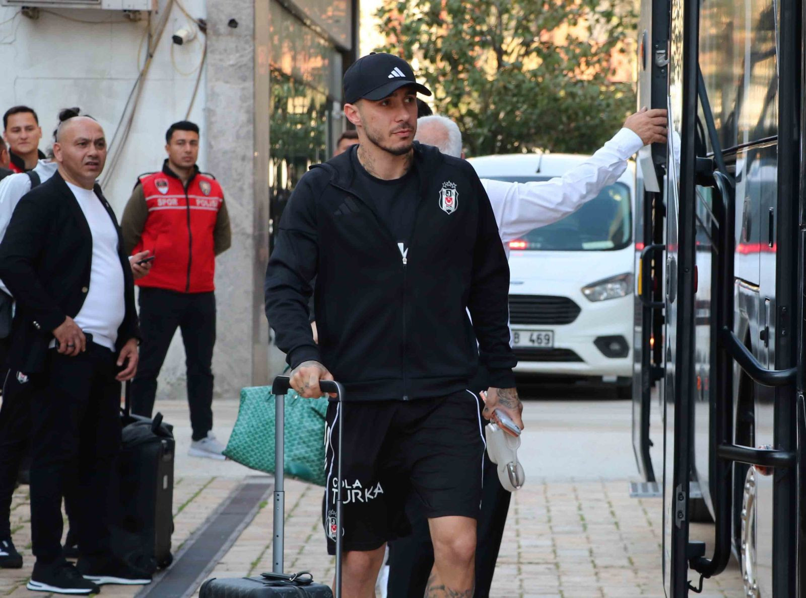 Beşiktaş kafilesi Gaziantep’e ulaştı - Resim: 4