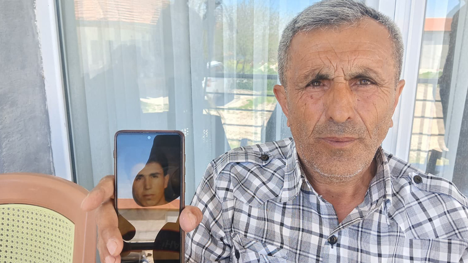 Ankara'da bulunan kemiklerin kayıp kardeşine ait olduğunu iddia etti