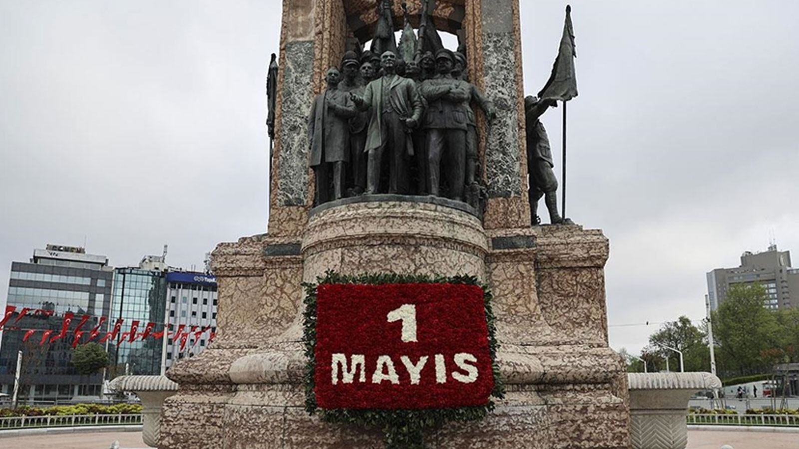 İstanbul’da 1 Mayıs programı belli oldu: İki meydanda kutlama, bazı ilçelerde yasak