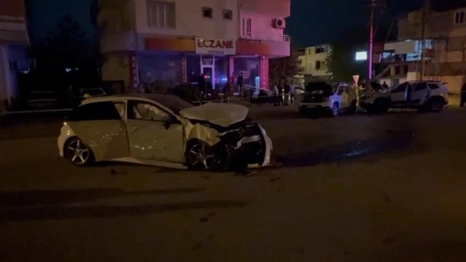 Adana'da trafik kazası: 1 ölü, 4 yaralı 