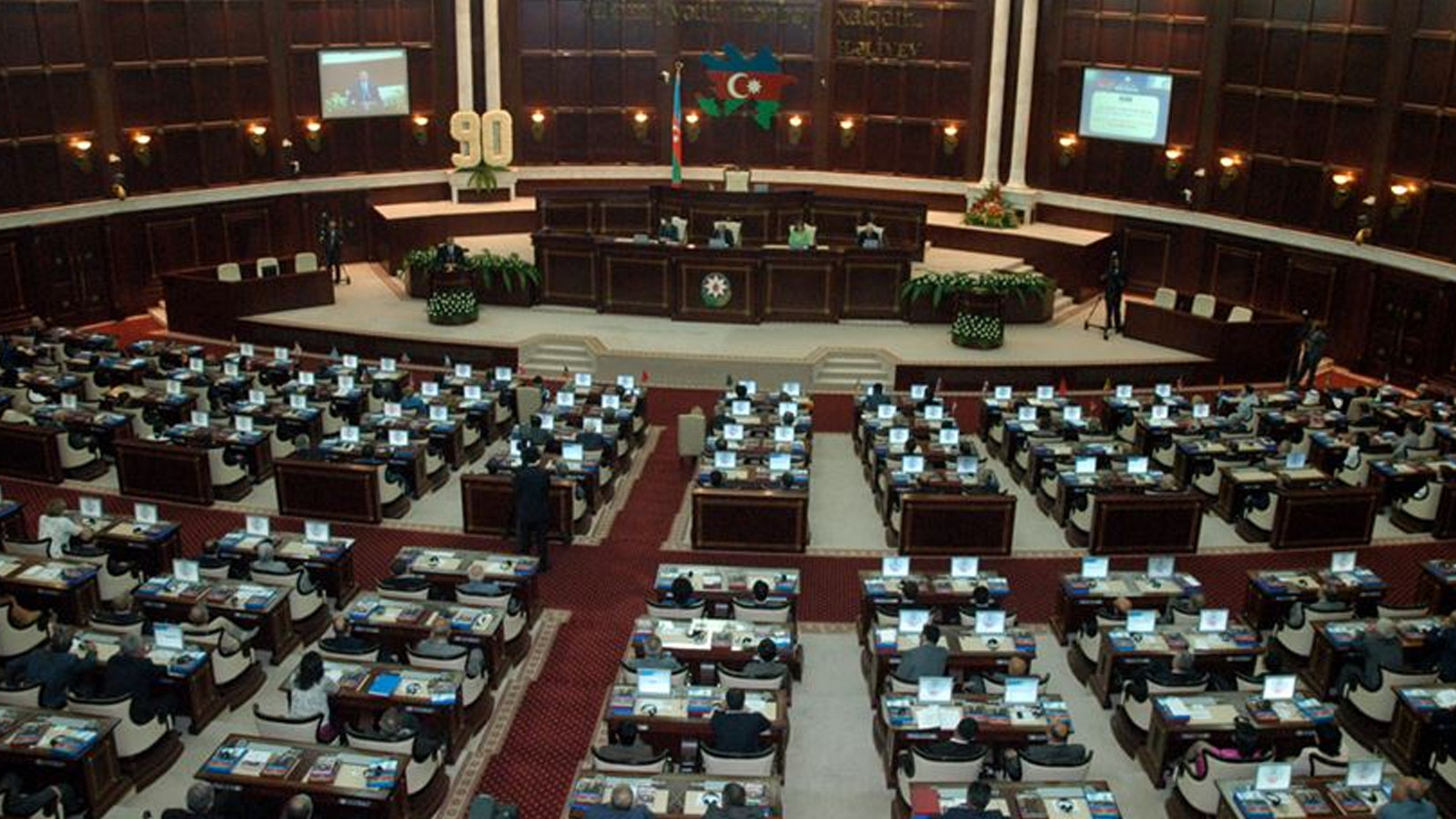Azerbaycan Milli Meclisi, Avrupa Parlamentosu ile tüm ilişkilerini durdurdu
