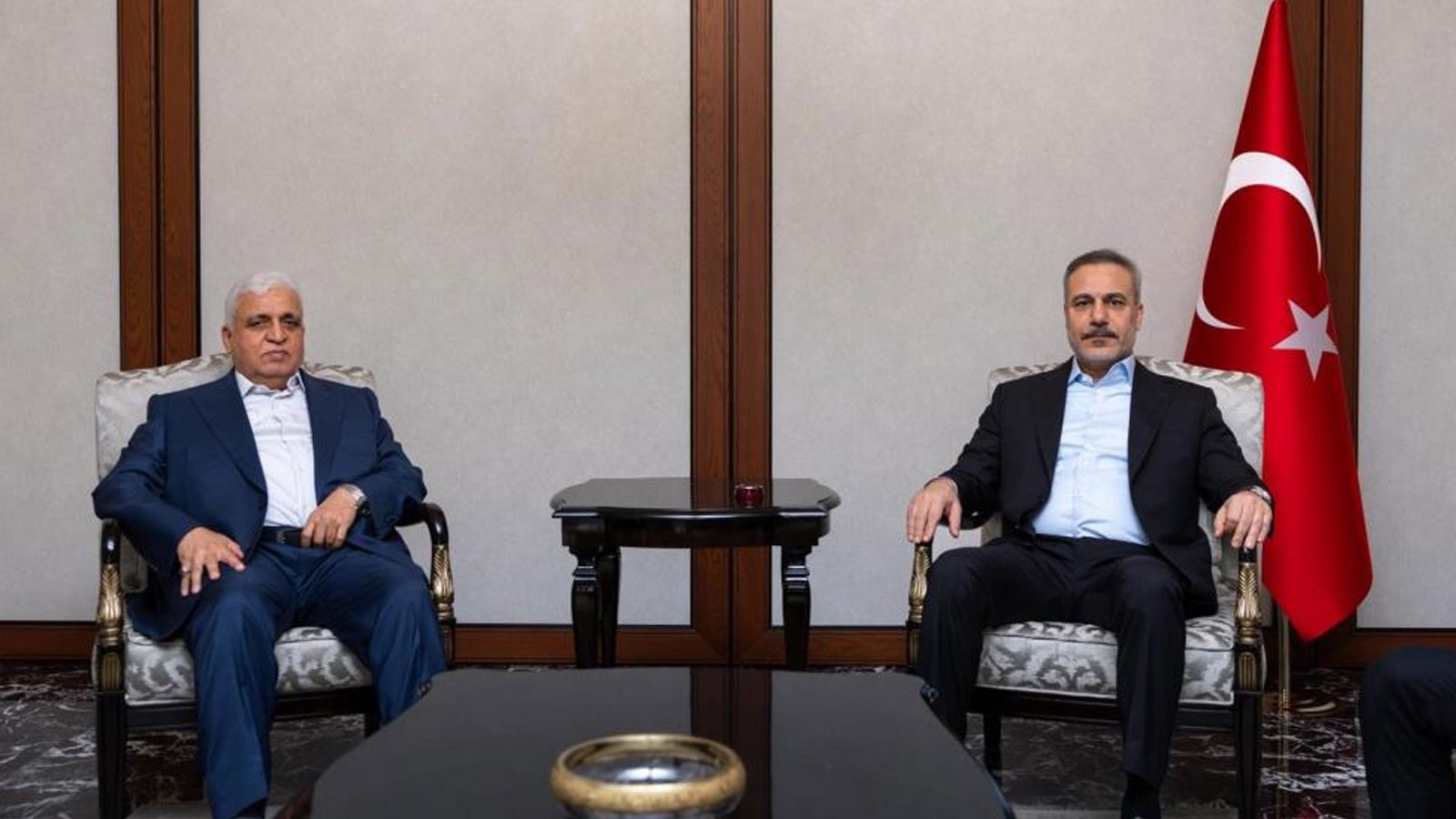 Bakan Fidan, Haşdi Şabi Komisyonu Başkanı el-Feyyad ile görüştü