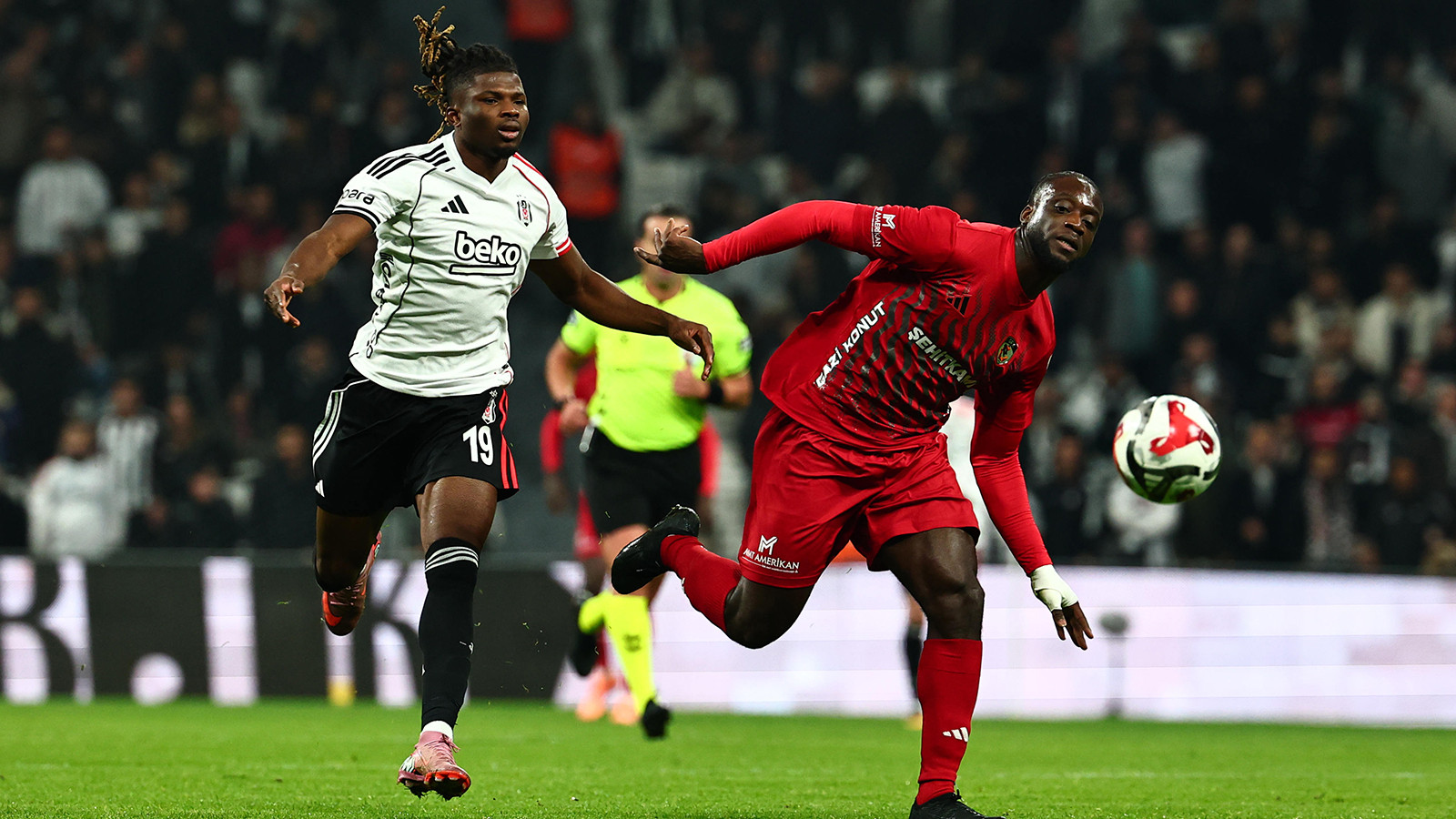 Beşiktaş, Gaziantep FK'ya konuk oluyor
