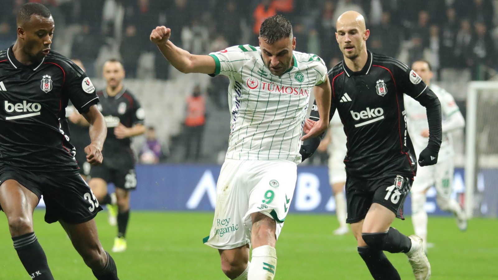 Beşiktaş - Konyaspor maçının biletleri satışa çıkıyor